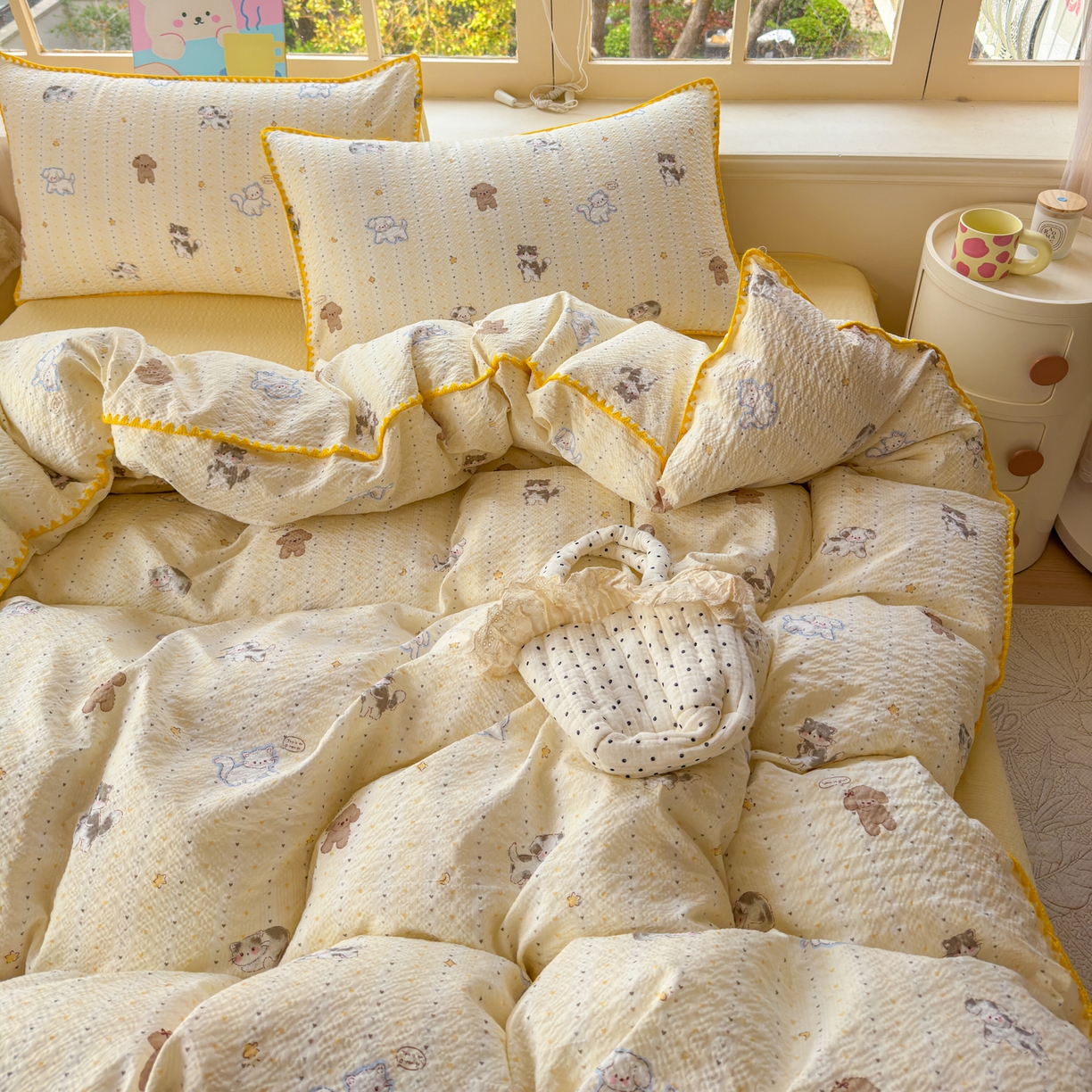 91家纺网 家纺一手货源 找家纺 仟网汇 2026新款贝壳边泡芙纱三角针四件套 奶油小狗