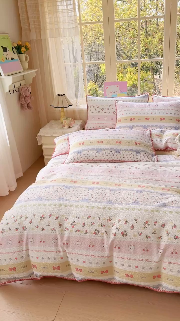 91家纺网 家纺一手货源 找家纺 仟网汇 2026新款贝壳边泡芙纱三角针四件套 甜心小兔