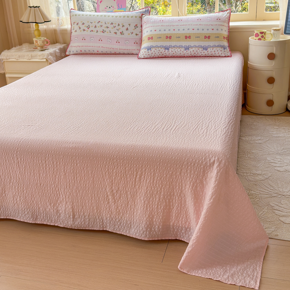 91家纺网 家纺一手货源 找家纺 仟网汇 2026新款贝壳边泡芙纱三角针夏被四件套 甜心小兔