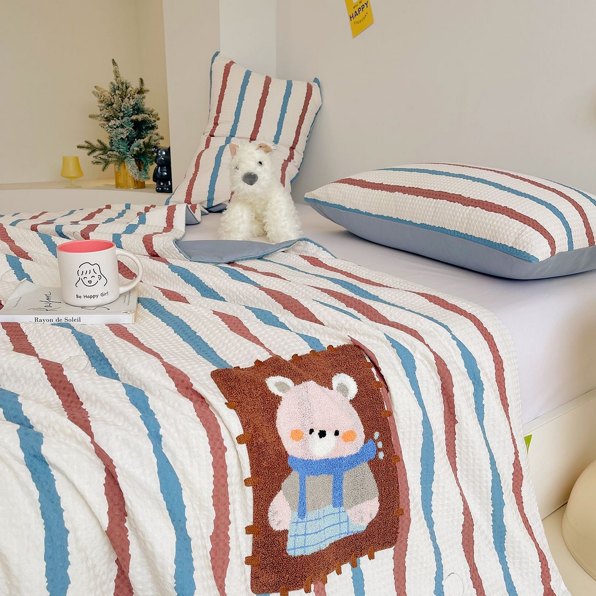 91家纺网 家纺一手货源 找家纺 （总）莱宁被业 2026新款A类全棉华夫格提花毛巾绣卡通大豆夏被