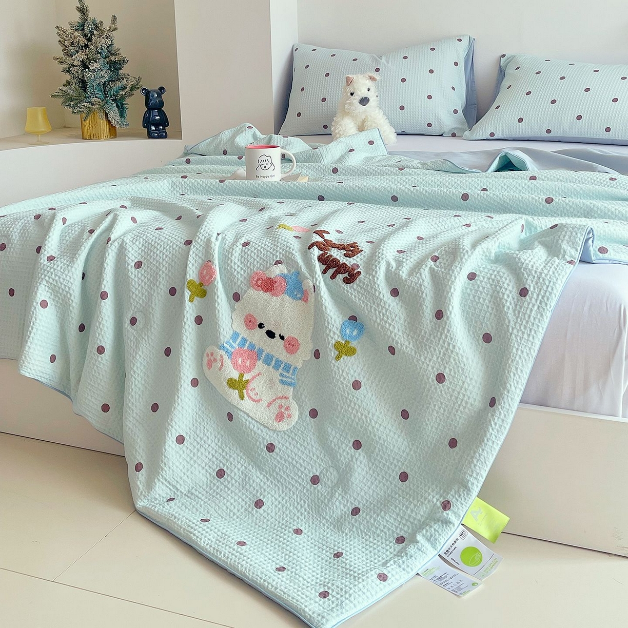 91家纺网 家纺一手货源 找家纺 莱宁被业 2026新款A类全棉华夫格提花毛巾绣卡通大豆夏被 萌宠西高地