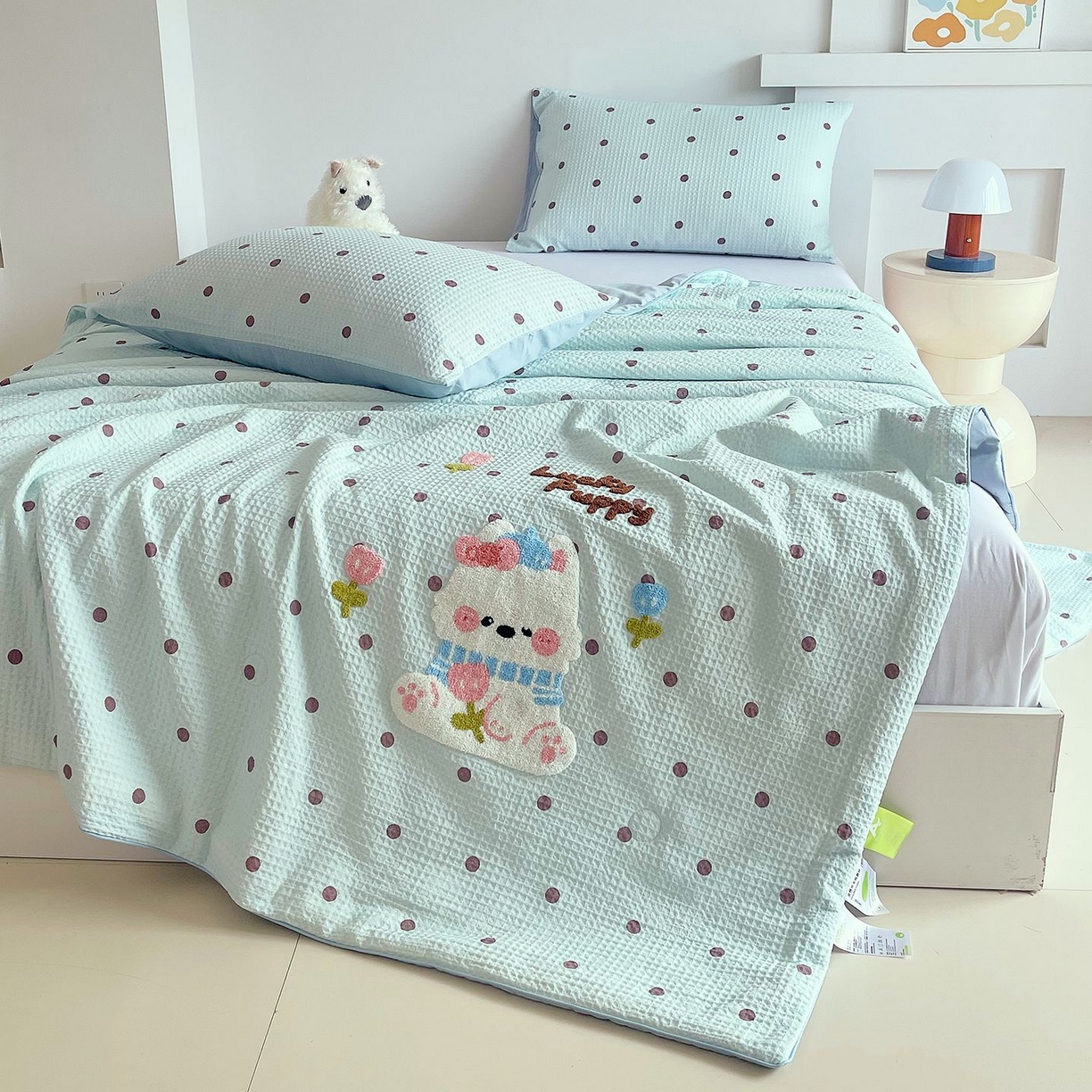 91家纺网 家纺一手货源 找家纺 莱宁被业 2026新款A类全棉华夫格提花毛巾绣卡通大豆夏被 萌宠西高地