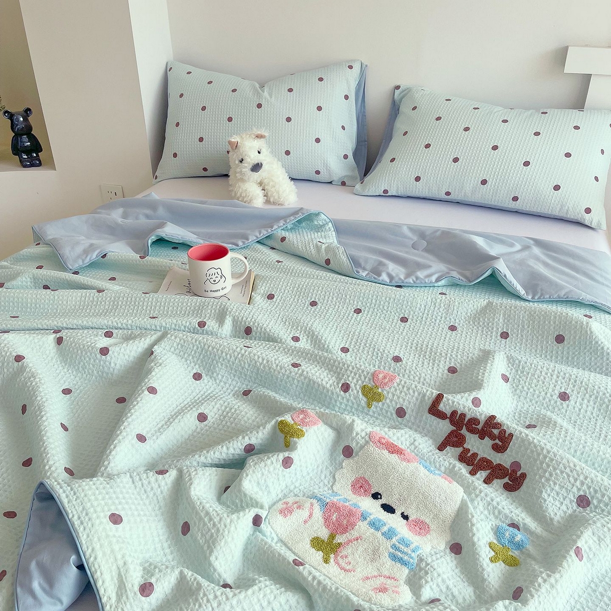 91家纺网 家纺一手货源 找家纺 莱宁被业 2026新款A类全棉华夫格提花毛巾绣卡通大豆夏被 萌宠西高地