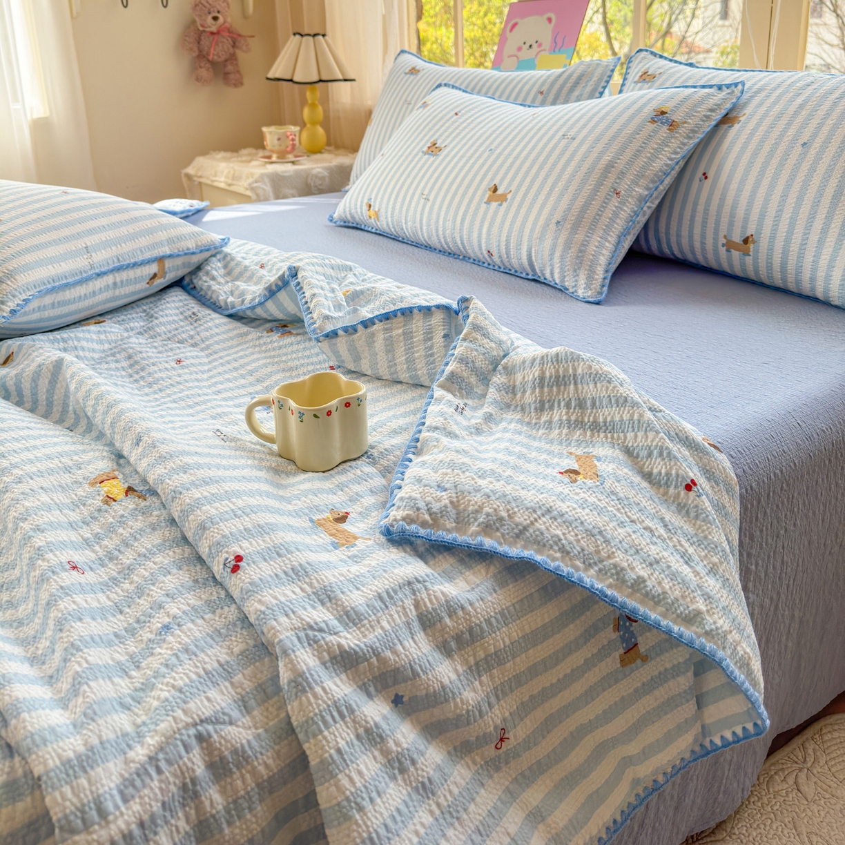 91家纺网 家纺一手货源 找家纺 仟网汇 2026新款三角针贝壳边泡芙纱夏被四件套 三角针-滑板狗