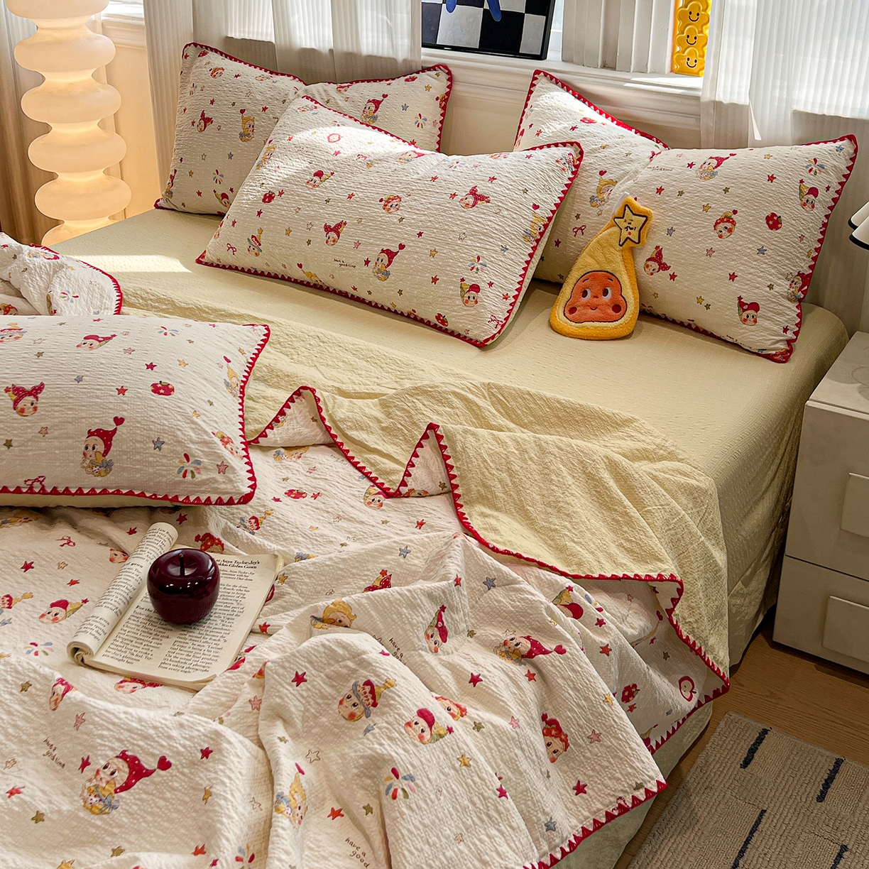 91家纺网 家纺一手货源 找家纺 仟网汇 2026新款三角针贝壳边泡芙纱夏被四件套 三角针夏被-蛋糕星人