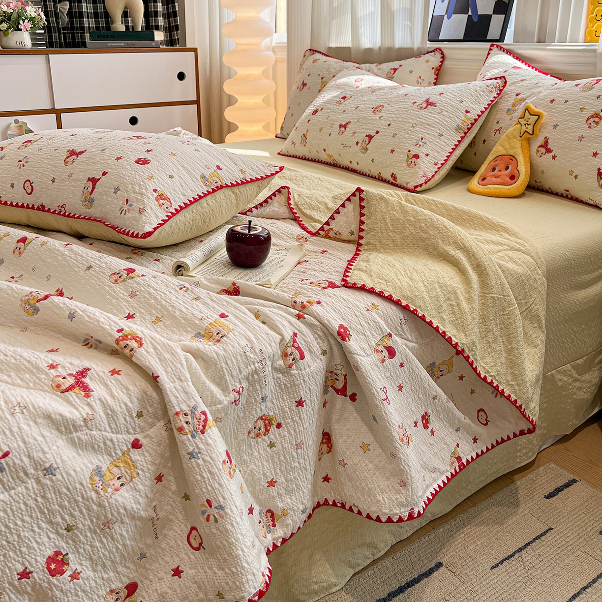 91家纺网 家纺一手货源 找家纺 仟网汇 2026新款三角针贝壳边泡芙纱夏被四件套 三角针夏被-蛋糕星人