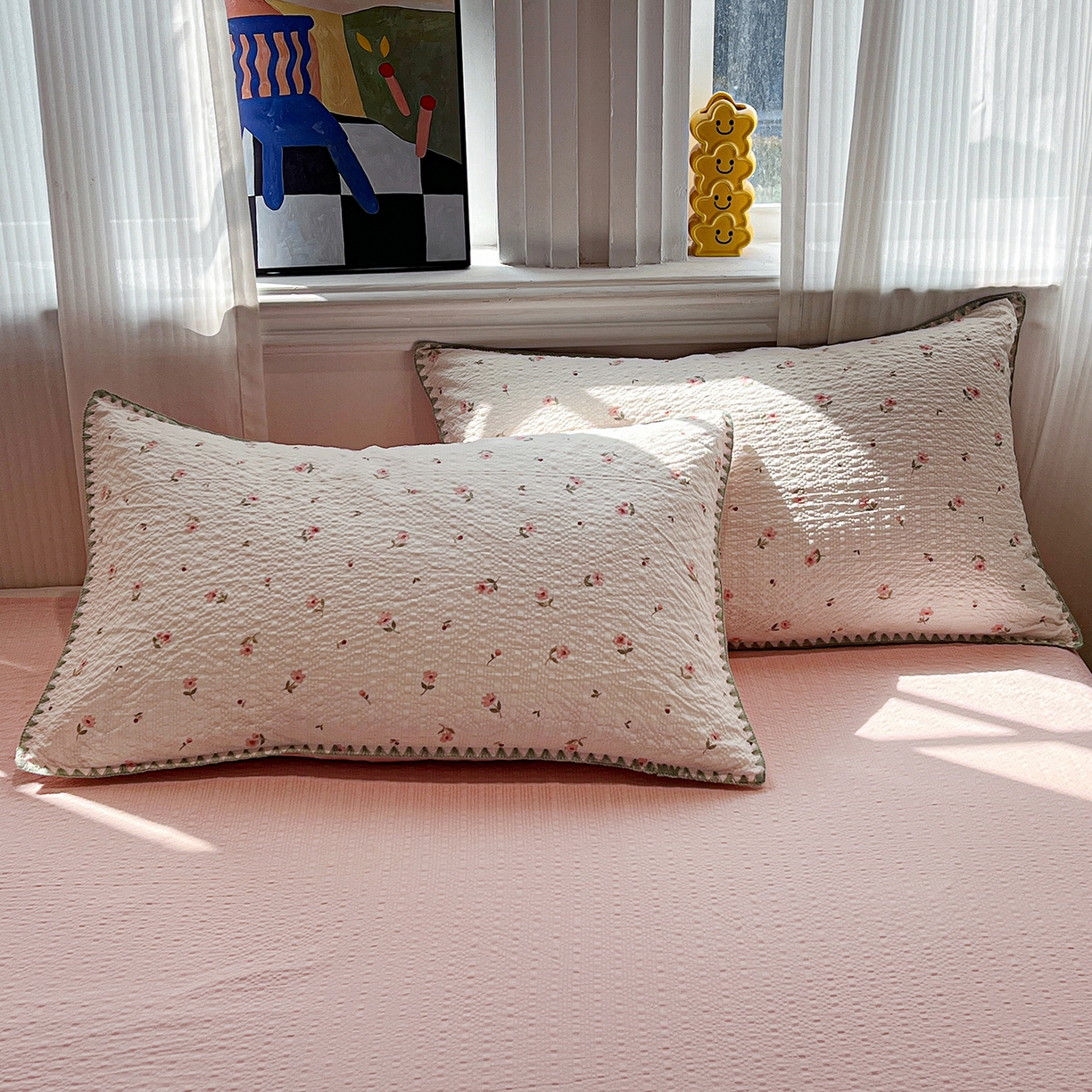 91家纺网 家纺一手货源 找家纺 仟网汇 2026新款三角针贝壳边泡芙纱夏被四件套 三角针夏被-粉雾小花