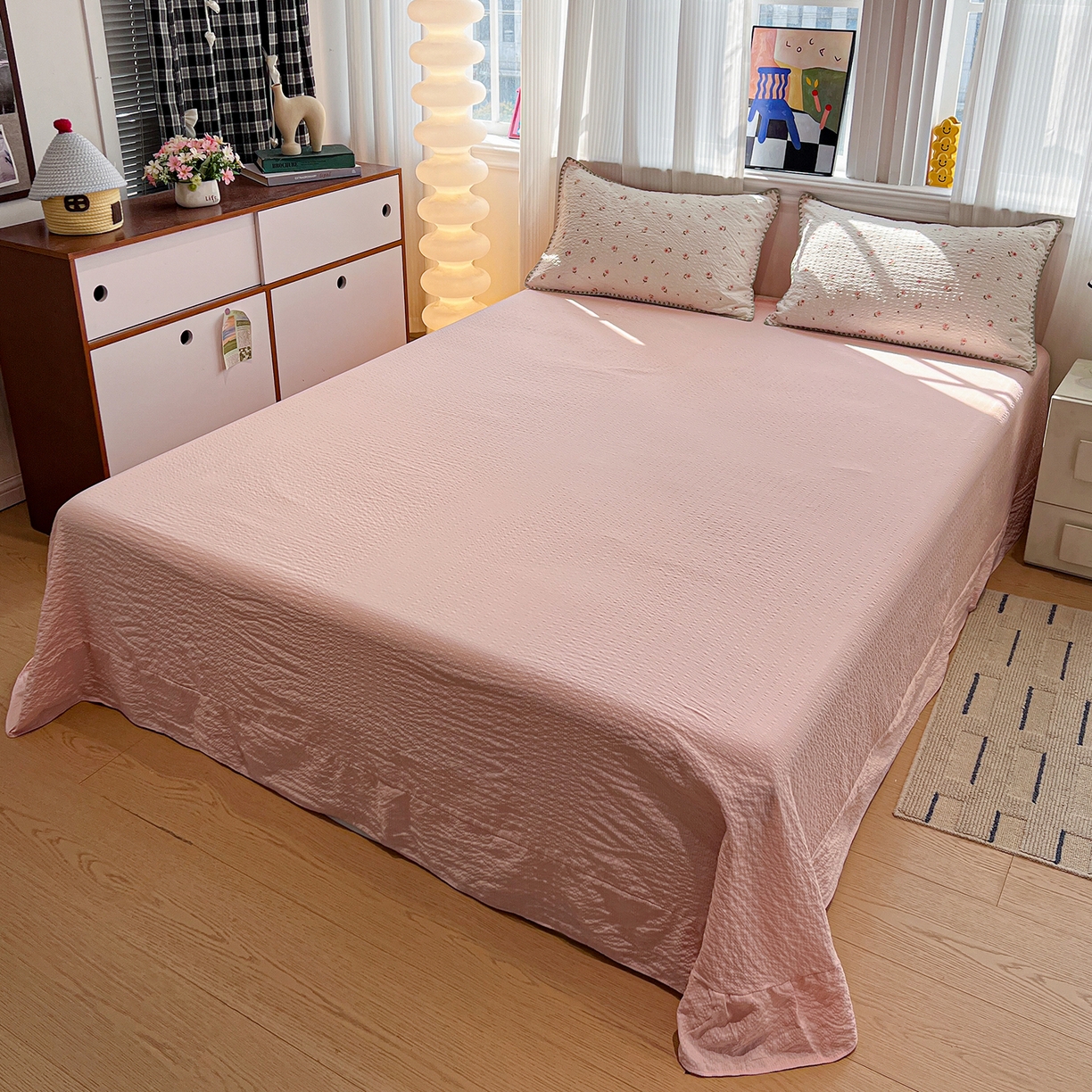 91家纺网 家纺一手货源 找家纺 仟网汇 2026新款三角针贝壳边泡芙纱夏被四件套 三角针夏被-粉雾小花