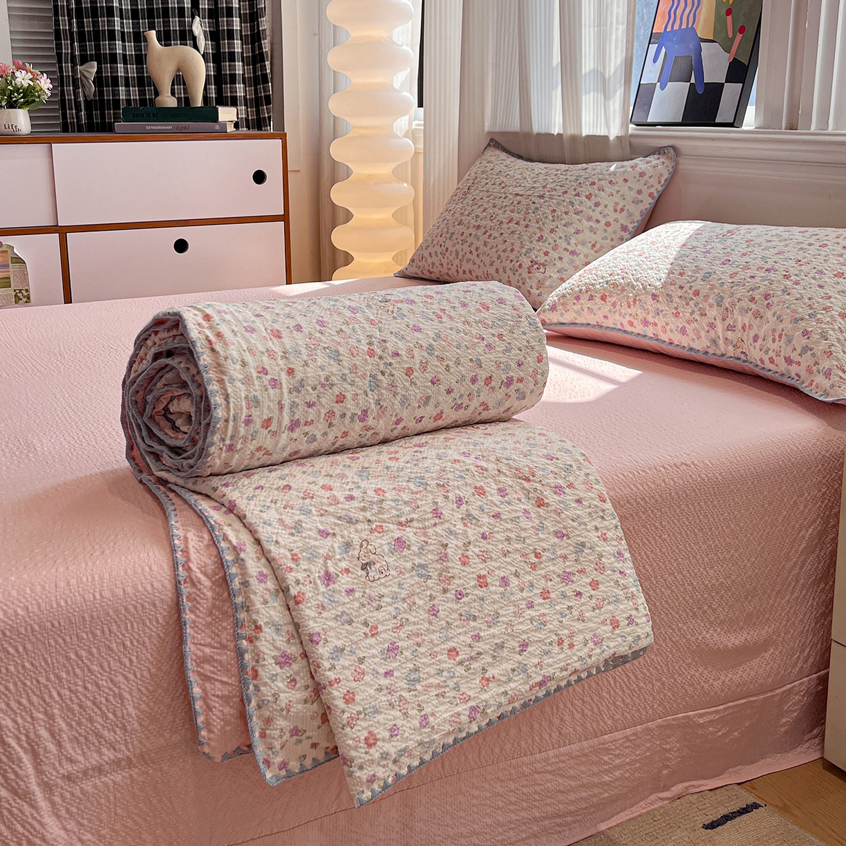 仟网汇 2026新款三角针贝壳边泡芙纱夏被四件套 三角针夏被-花漾萌兔