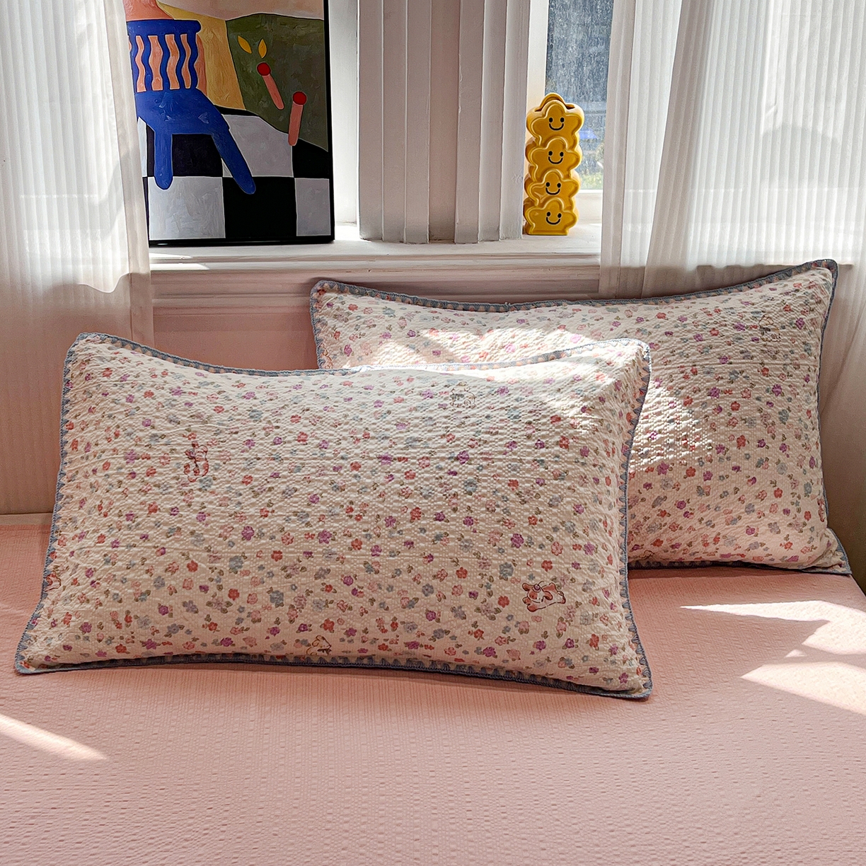 91家纺网 家纺一手货源 找家纺 仟网汇 2026新款三角针贝壳边泡芙纱夏被四件套 三角针夏被-花漾萌兔