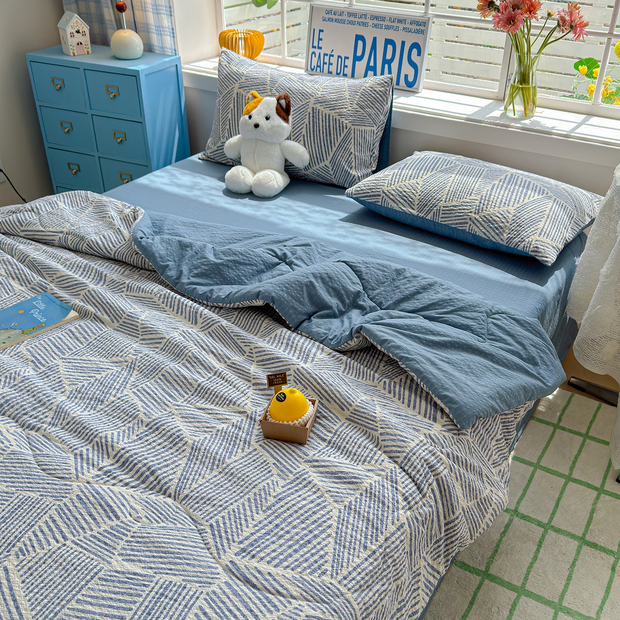 91家纺网 家纺一手货源 找家纺 玉海棠家纺 2026新款云感泡芙棉夏被空调被夏凉被四件套 蓝白织序