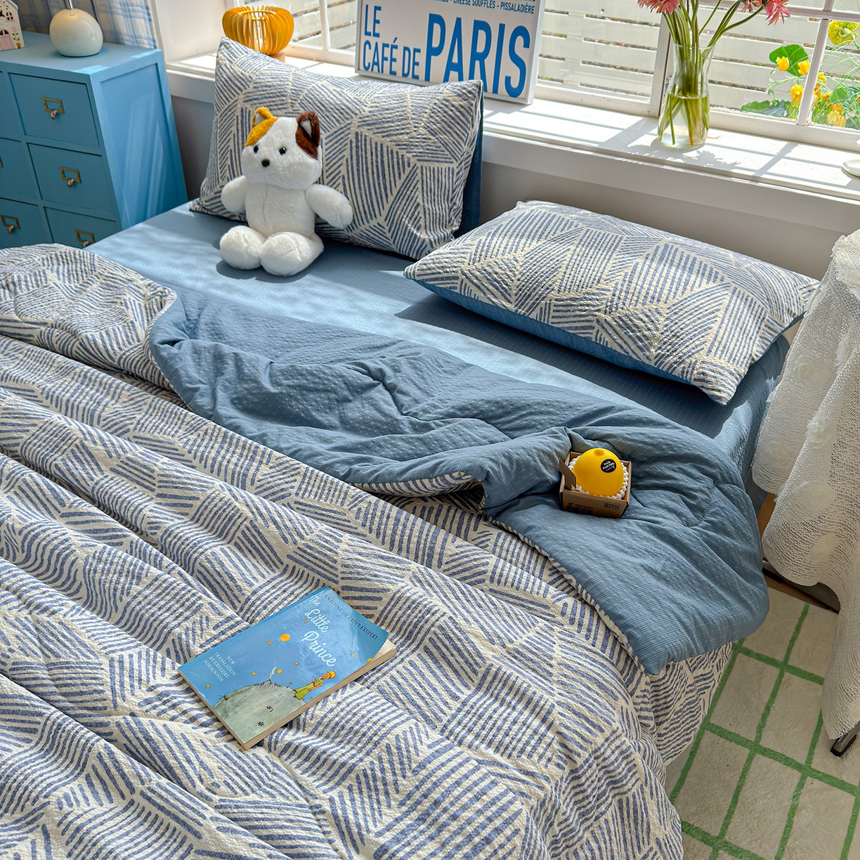 91家纺网 家纺一手货源 找家纺 玉海棠家纺 2026新款云感泡芙棉夏被空调被夏凉被四件套 蓝白织序