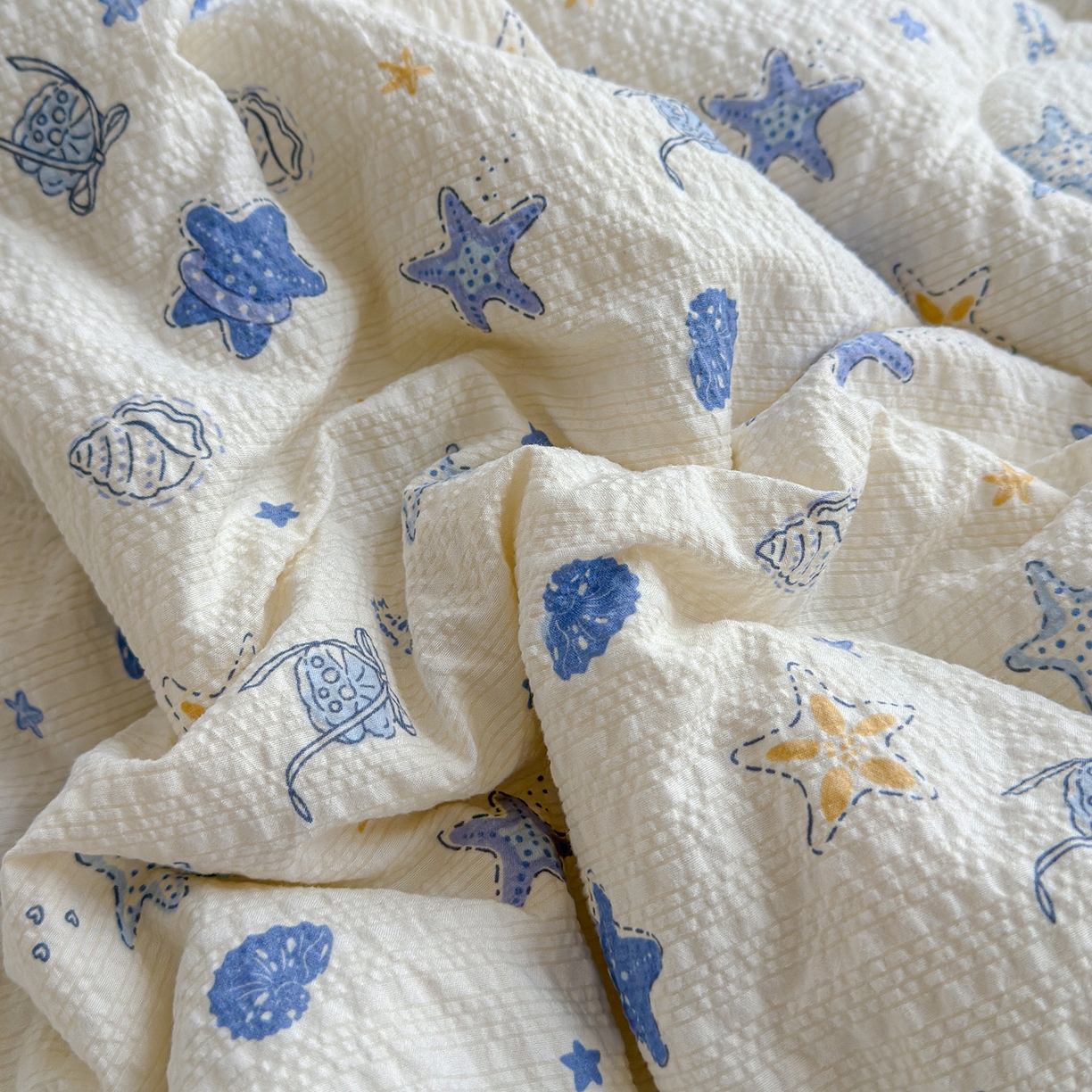 91家纺网 家纺一手货源 找家纺 玉海棠家纺 2026新款云感泡芙棉夏被空调被夏凉被四件套 蓝海星