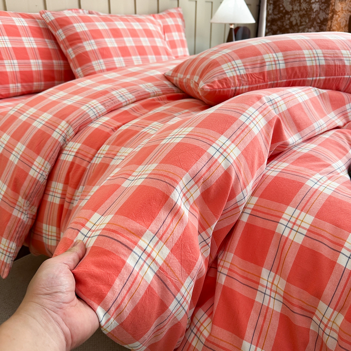 91家纺网 家纺一手货源 找家纺 蓝梦 2026新款全棉纯棉色织水洗棉简约四件套-大格 桃粉