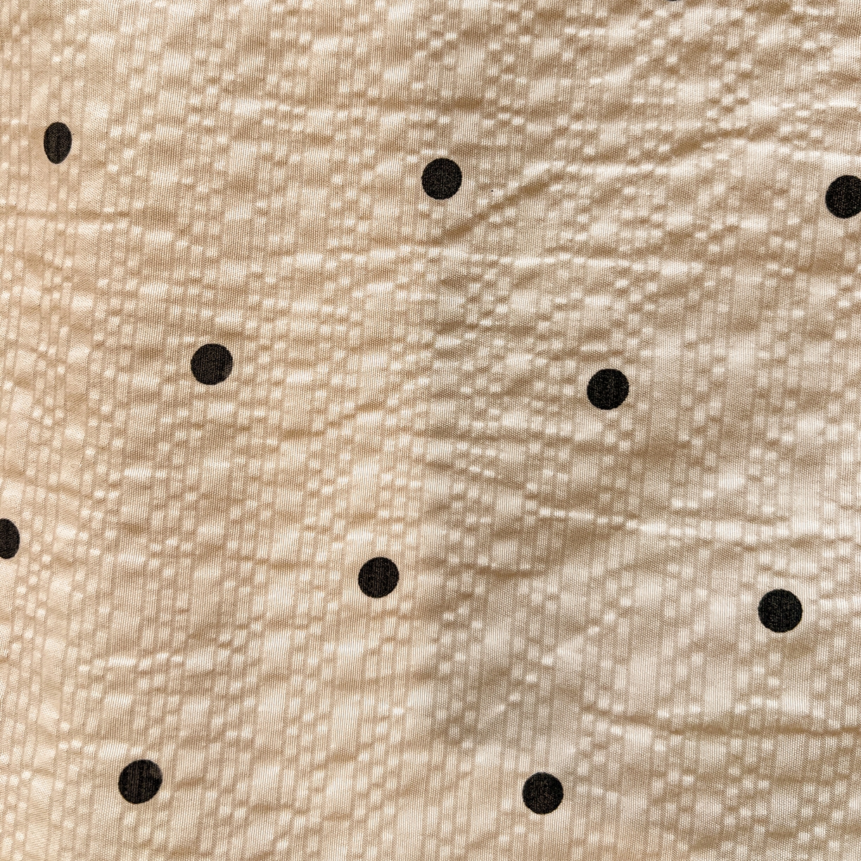 91家纺网 家纺一手货源 找家纺 仟网汇 2026新款三角针贝壳边泡芙纱夏被四件套 三角针夏被-焦糖豆豆