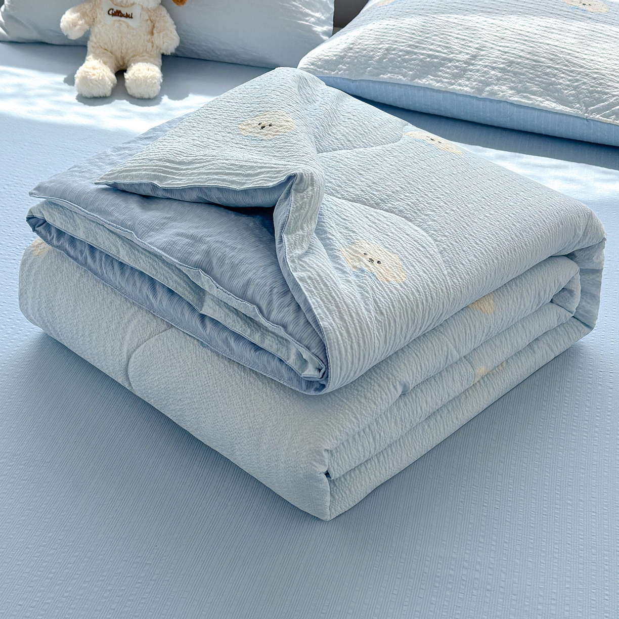 91家纺网 家纺一手货源 找家纺 玉海棠家纺 2026新款云感泡芙棉夏被空调被夏凉被四件套 萌萌狗