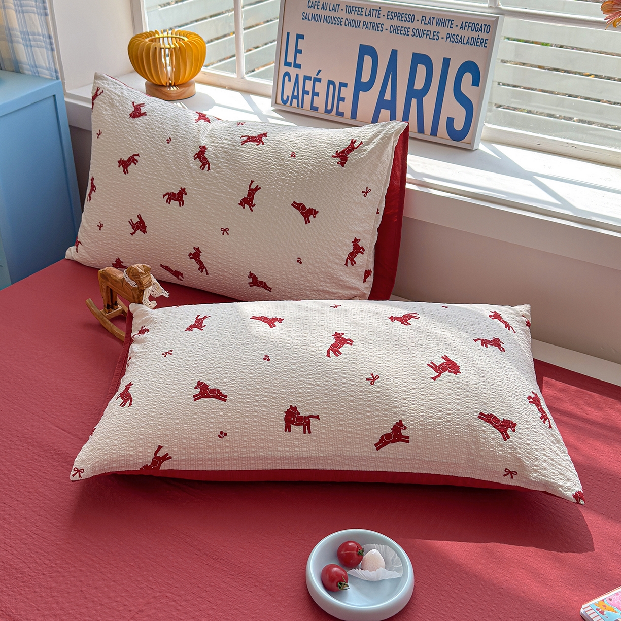 91家纺网 家纺一手货源 找家纺 玉海棠家纺 2026新款云感泡芙棉夏被空调被夏凉被四件套 轻梦赤马