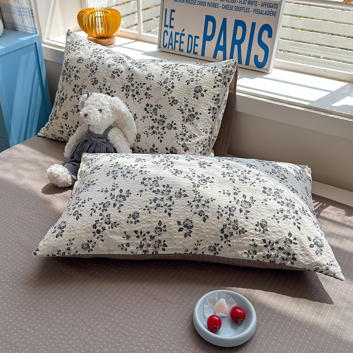 91家纺网 家纺一手货源 找家纺 玉海棠家纺 2026新款云感泡芙棉夏被空调被夏凉被四件套 疏影