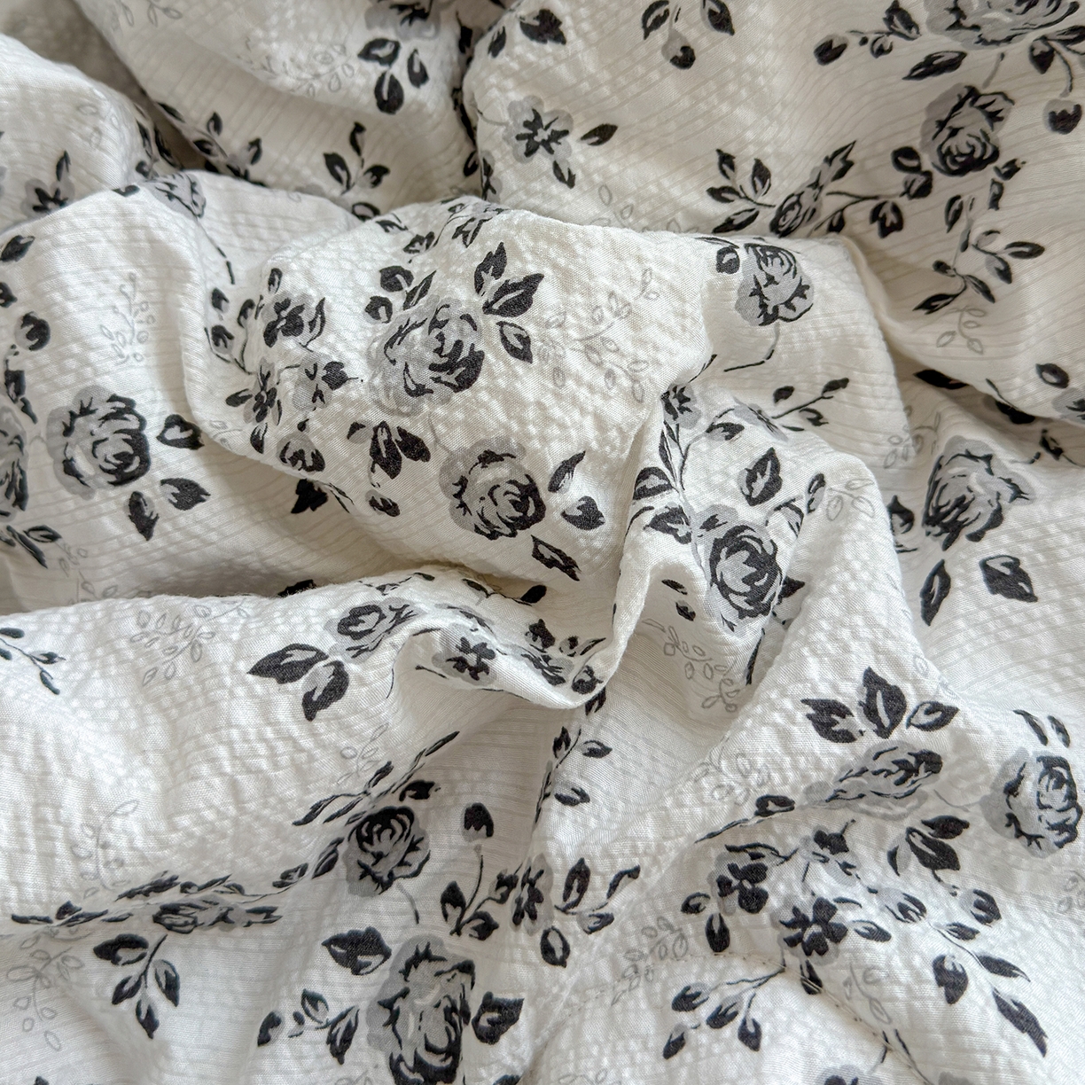 91家纺网 家纺一手货源 找家纺 玉海棠家纺 2026新款云感泡芙棉夏被空调被夏凉被四件套 疏影