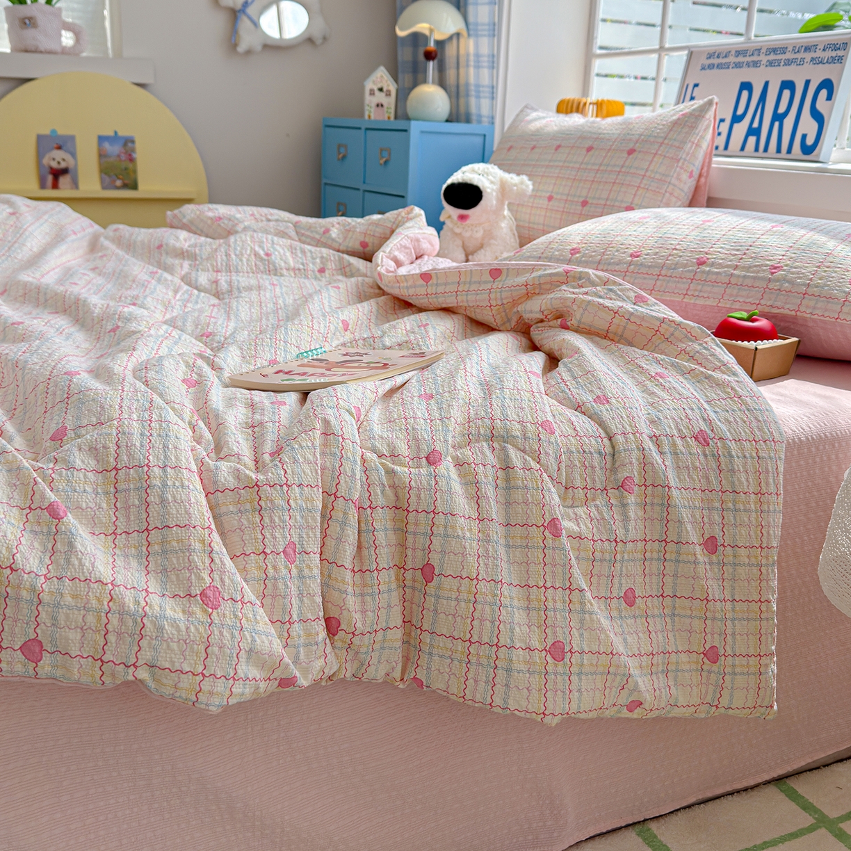 91家纺网 家纺一手货源 找家纺 玉海棠家纺 2026新款云感泡芙棉夏被空调被夏凉被四件套 心遇格纹