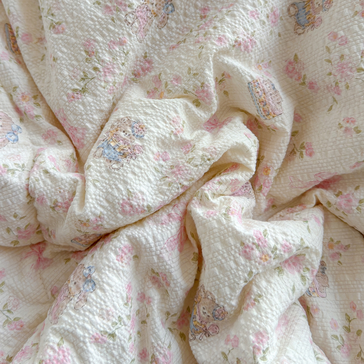 91家纺网 家纺一手货源 找家纺 玉海棠家纺 2026新款云感泡芙棉夏被空调被夏凉被四件套 樱花萌友