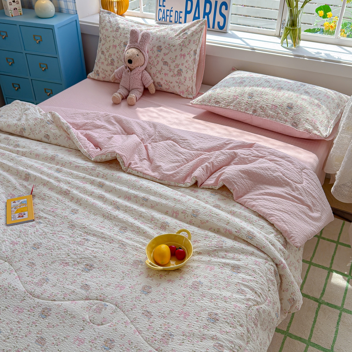 91家纺网 家纺一手货源 找家纺 玉海棠家纺 2026新款云感泡芙棉夏被空调被夏凉被四件套 樱花萌友