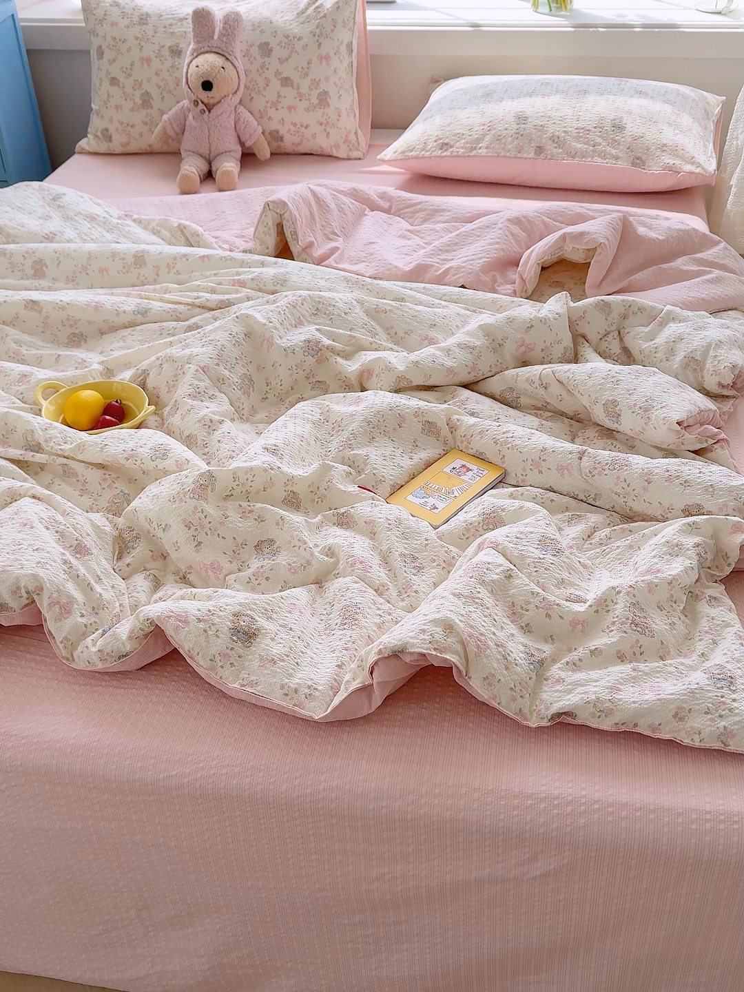 91家纺网 家纺一手货源 找家纺 玉海棠家纺 2026新款云感泡芙棉夏被空调被夏凉被四件套 樱花萌友