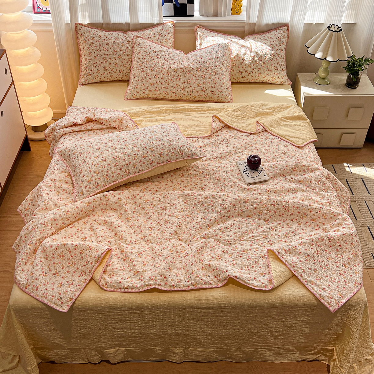 91家纺网 家纺一手货源 找家纺 仟网汇 2026新款三角针贝壳边泡芙纱夏被四件套 三角针夏被-心愿