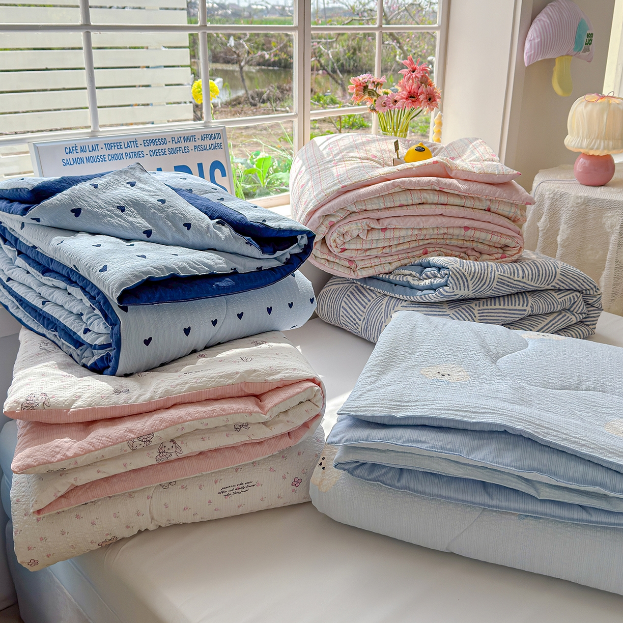 91家纺网 家纺一手货源 找家纺 玉海棠家纺 2026新款云感泡芙棉夏被空调被夏凉被四件套 组合图仅供参考不可下单