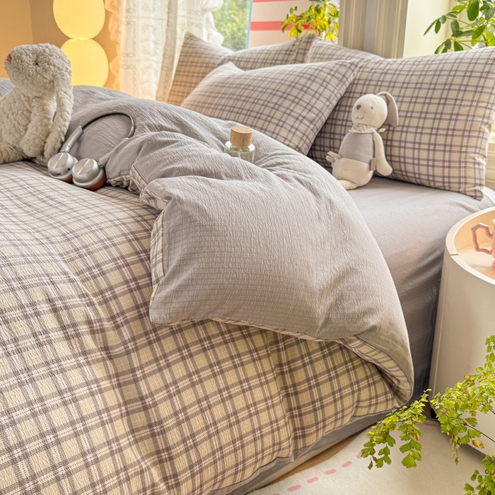 91家纺网 家纺一手货源 找家纺 丝芙妮家居 2026新款皱皱棉双层纱泡芙棉四件套 浅川织格