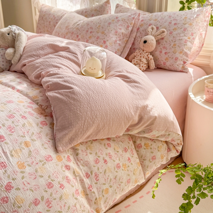 91家纺网 家纺一手货源 找家纺 丝芙妮家居 2026新款皱皱棉双层纱泡芙棉四件套 春之约