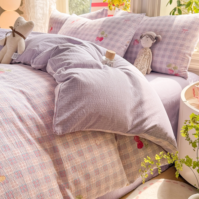 91家纺网 家纺一手货源 找家纺 丝芙妮家居 2026新款皱皱棉双层纱泡芙棉四件套 草莓奶昔