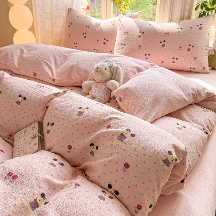 91家纺网 家纺一手货源 找家纺 丝芙妮家居 2026新款皱皱棉双层纱泡芙棉四件套 花枝狗狗