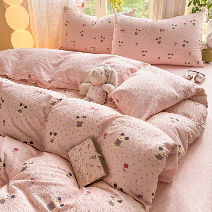 91家纺网 家纺一手货源 找家纺 丝芙妮家居 2026新款皱皱棉双层纱泡芙棉四件套 花枝狗狗