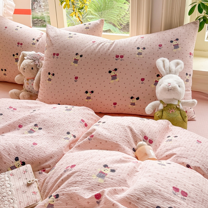 91家纺网 家纺一手货源 找家纺 丝芙妮家居 2026新款皱皱棉双层纱泡芙棉四件套 花枝狗狗