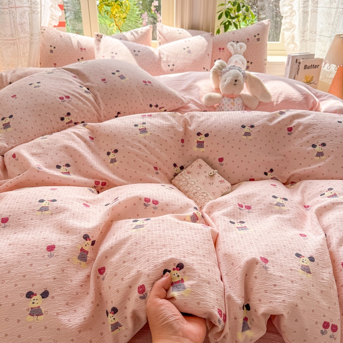 91家纺网 家纺一手货源 找家纺 丝芙妮家居 2026新款皱皱棉双层纱泡芙棉四件套 花枝狗狗