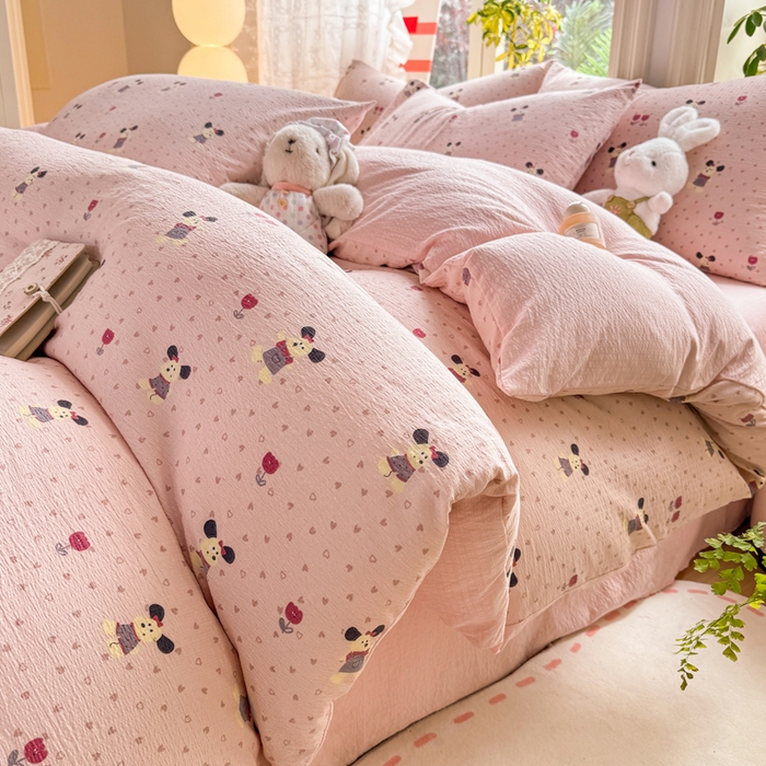 91家纺网 家纺一手货源 找家纺 丝芙妮家居 2026新款皱皱棉双层纱泡芙棉四件套 花枝狗狗