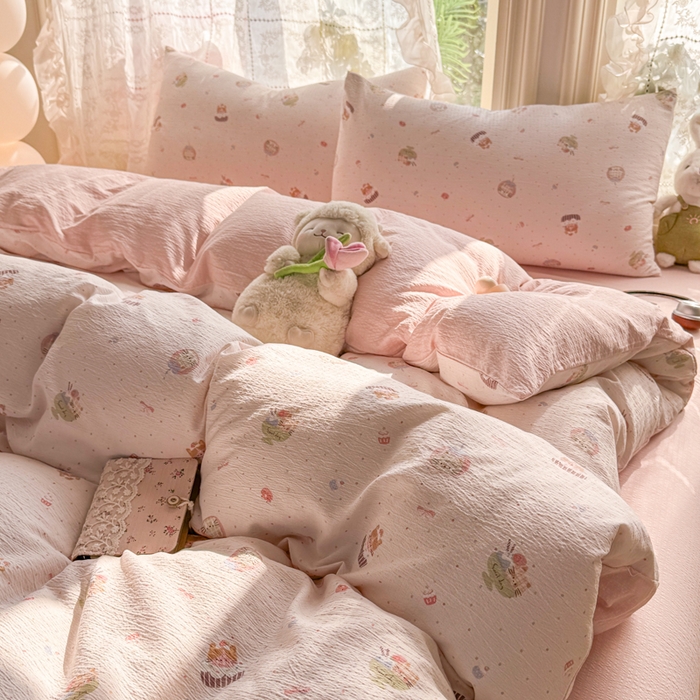 91家纺网 家纺一手货源 找家纺 丝芙妮家居 2026新款皱皱棉双层纱泡芙棉四件套 莓果冰淇淋