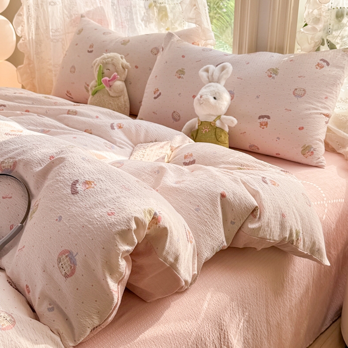 91家纺网 家纺一手货源 找家纺 丝芙妮家居 2026新款皱皱棉双层纱泡芙棉四件套 莓果冰淇淋