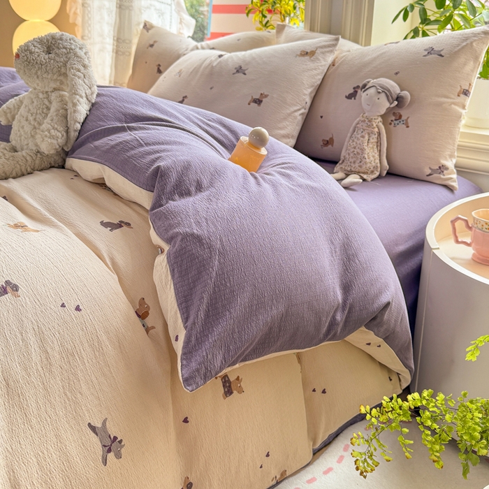 91家纺网 家纺一手货源 找家纺 丝芙妮家居 2026新款皱皱棉双层纱泡芙棉四件套 假日小狗