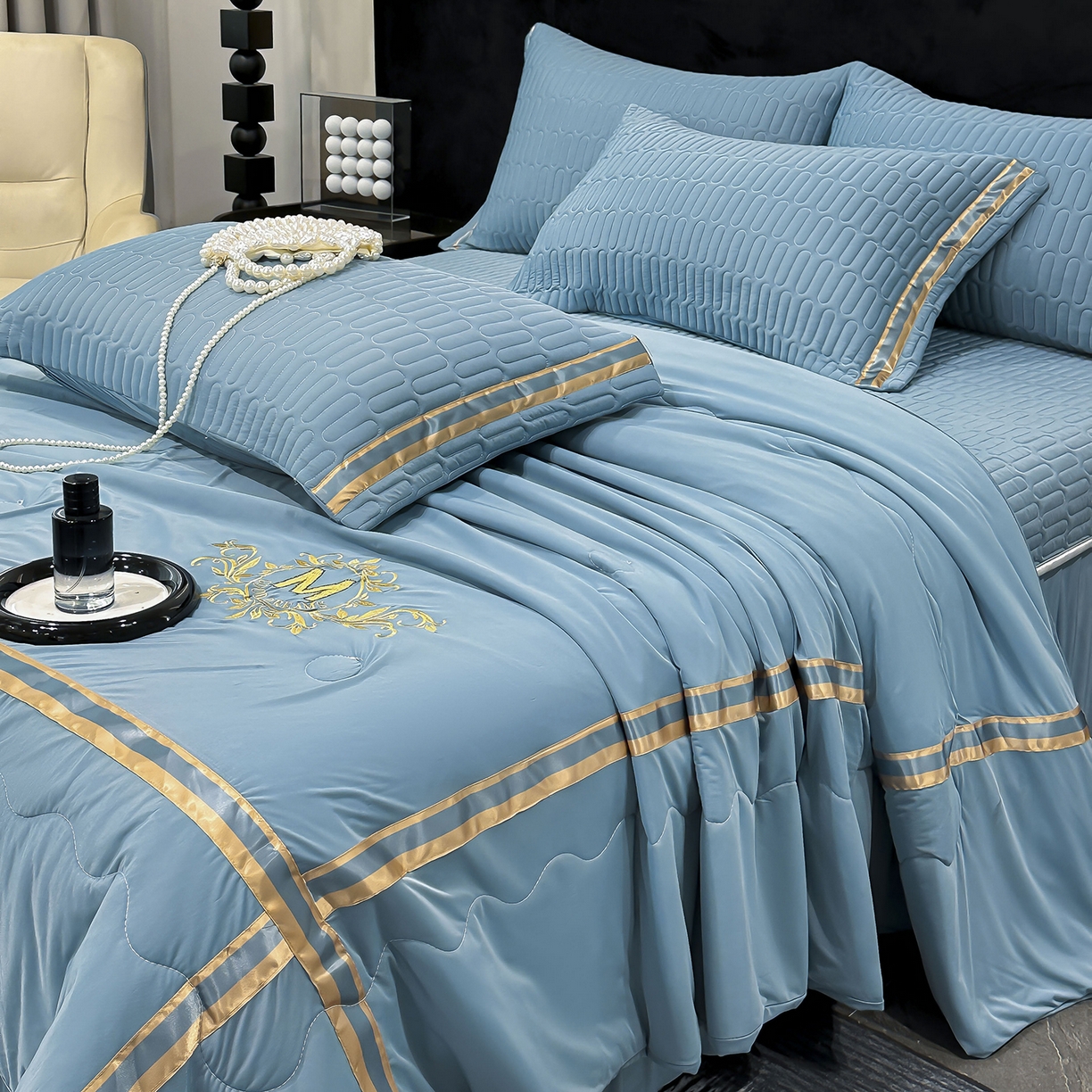 91家纺网 家纺一手货源 找家纺 （总）妮恒美家纺 2026新款凉感丝床盖夏被款绅士系列