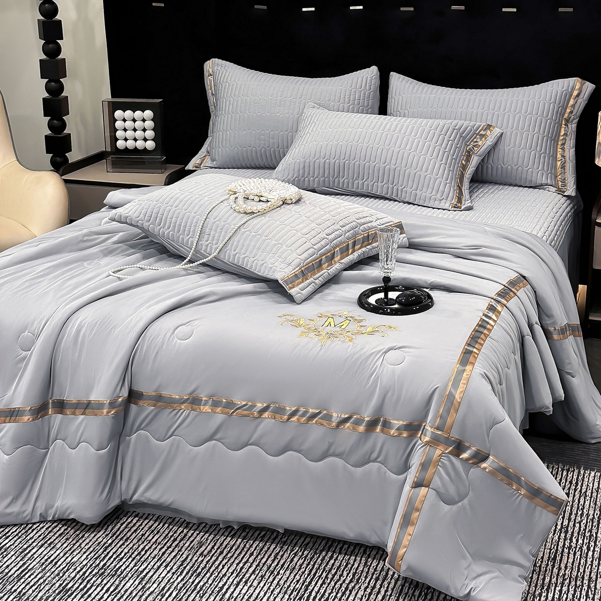 91家纺网 家纺一手货源 找家纺 （总）妮恒美家纺 2026新款凉感丝床盖夏被款绅士系列