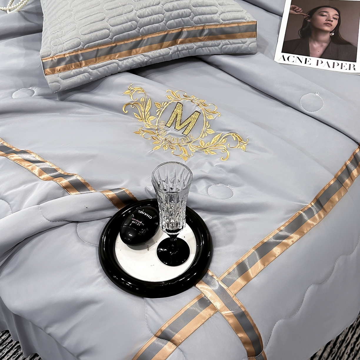 91家纺网 家纺一手货源 找家纺 （总）妮恒美家纺 2026新款凉感丝床盖夏被款绅士系列