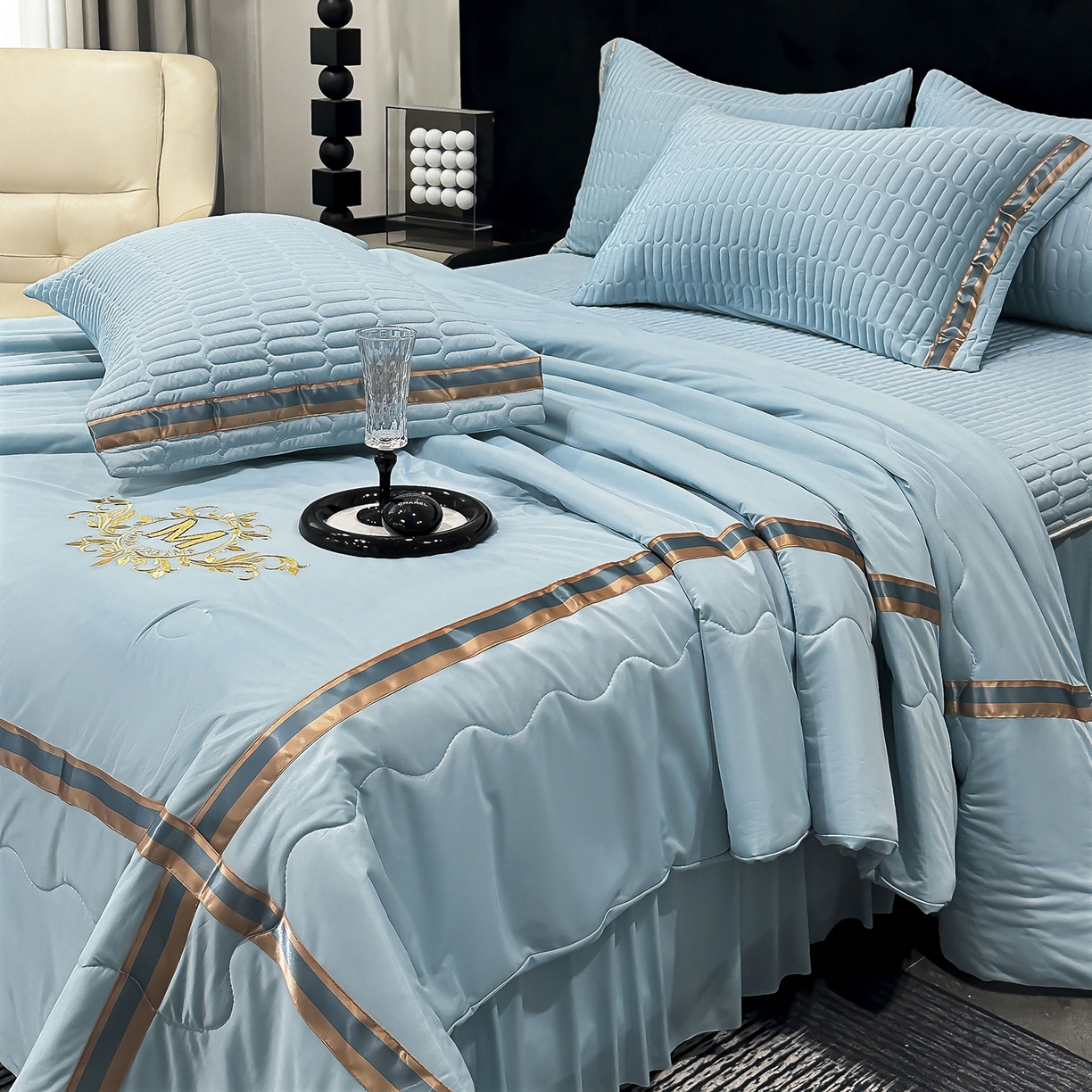 91家纺网 家纺一手货源 找家纺 妮恒美家纺 2026新款凉感丝床盖夏被款绅士系列 绅士海蓝