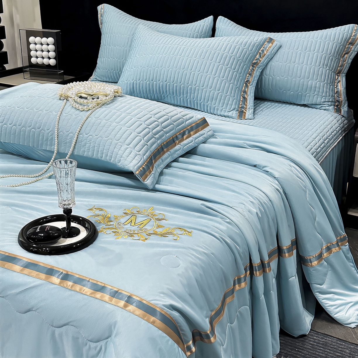 91家纺网 家纺一手货源 找家纺 妮恒美家纺 2026新款凉感丝床盖夏被款绅士系列 绅士海蓝