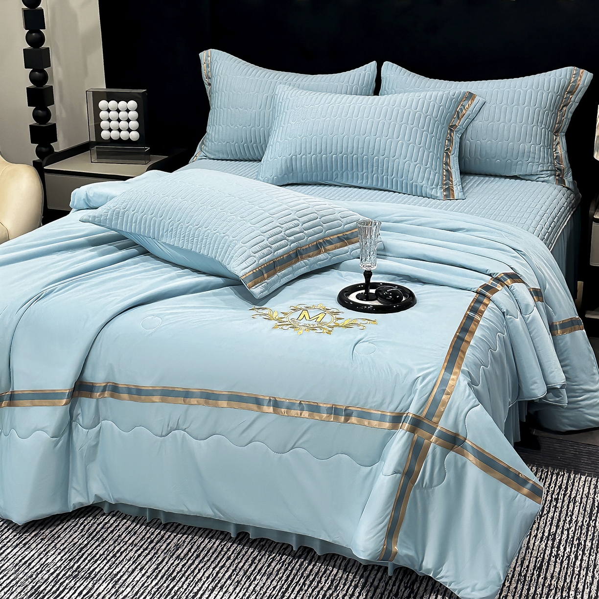 91家纺网 家纺一手货源 找家纺 妮恒美家纺 2026新款凉感丝床盖夏被款绅士系列 绅士海蓝