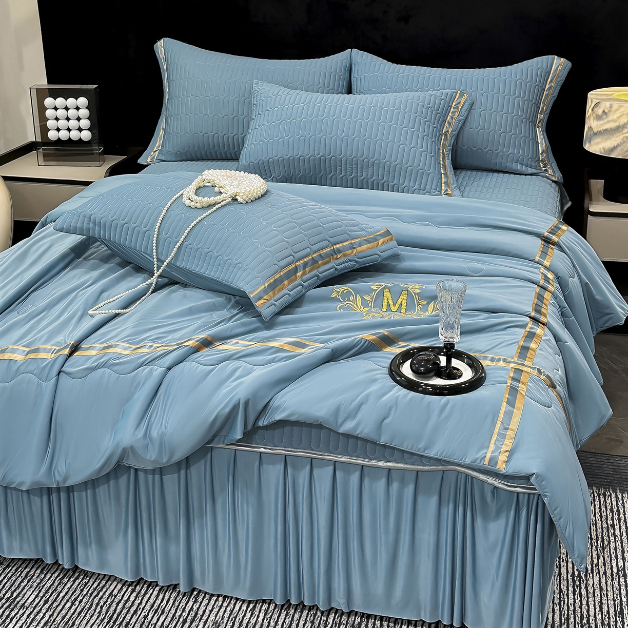 91家纺网 家纺一手货源 找家纺 妮恒美家纺 2026新款凉感丝床盖夏被款绅士系列 绅士蓝绿