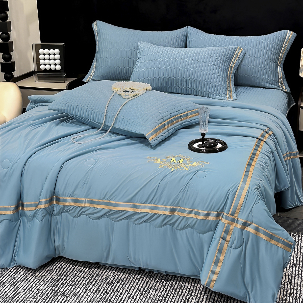 91家纺网 家纺一手货源 找家纺 妮恒美家纺 2026新款凉感丝床盖夏被款绅士系列 绅士蓝绿