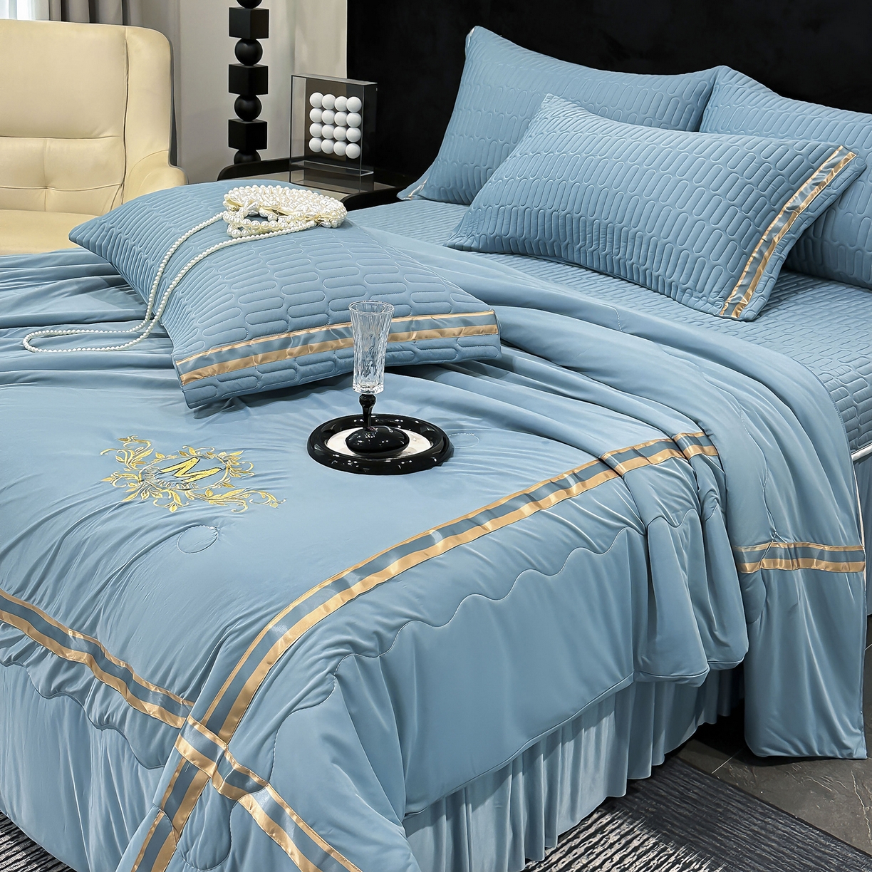 91家纺网 家纺一手货源 找家纺 妮恒美家纺 2026新款凉感丝床盖夏被款绅士系列 绅士蓝绿