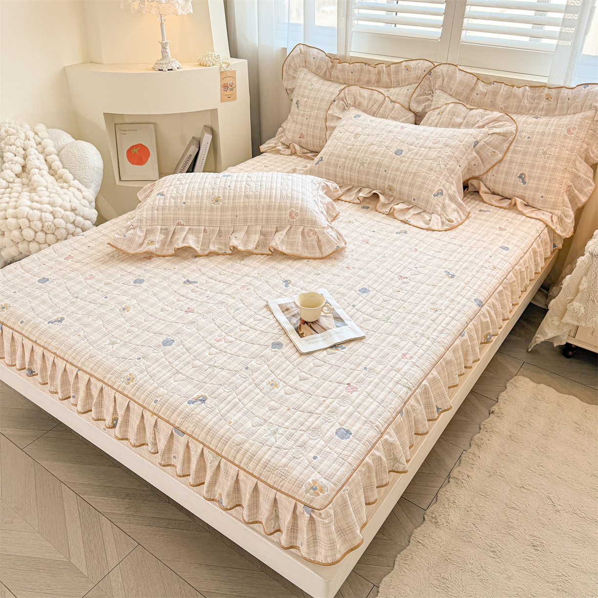 91家纺网 家纺一手货源 找家纺 宜凡家纺 2026新款全棉印花夹棉花边床笠套件②--三件套 海底世界